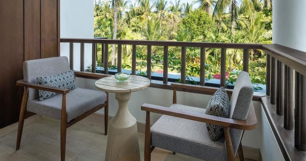 the-laguna-a-luxury-collection-resort-spa-nusa-dua-Bali-deluxe-studio_381