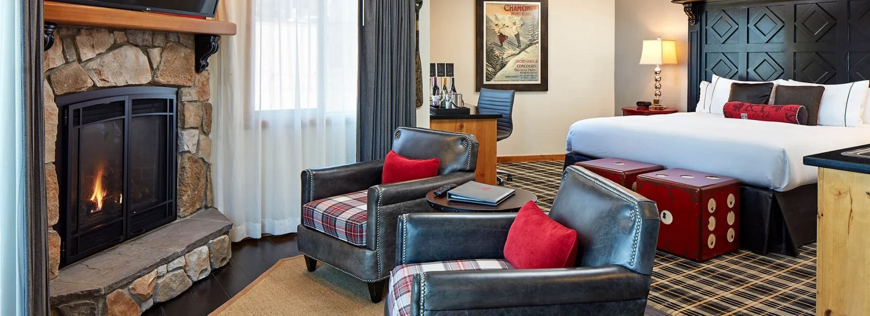 PREMIER LAKE FRONT STUDIO