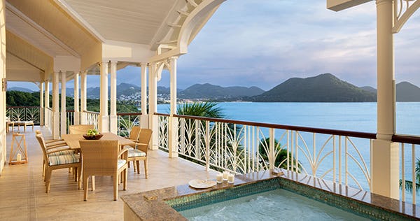 the-landings-resort-and-spa-st-lucia-beachfront-villa-suites-03_6899
