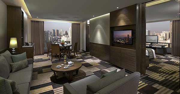 the-landmark-bangkok-executive-suite-room-01_3031