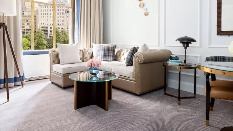 BI-LEVEL EXECUTIVE SUITE