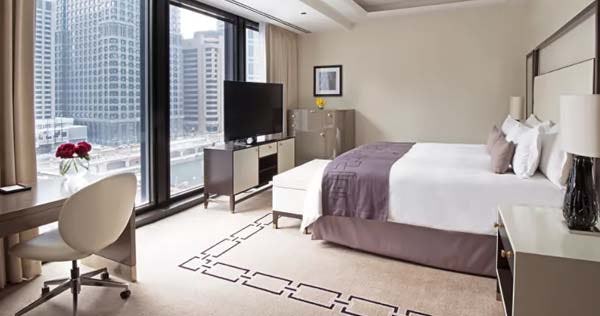 the-langham-chicago-deluxe-premiere-river-view-room_10126