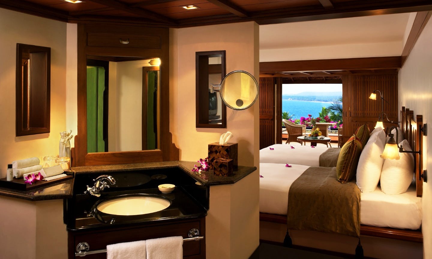 Premier Sea View Room