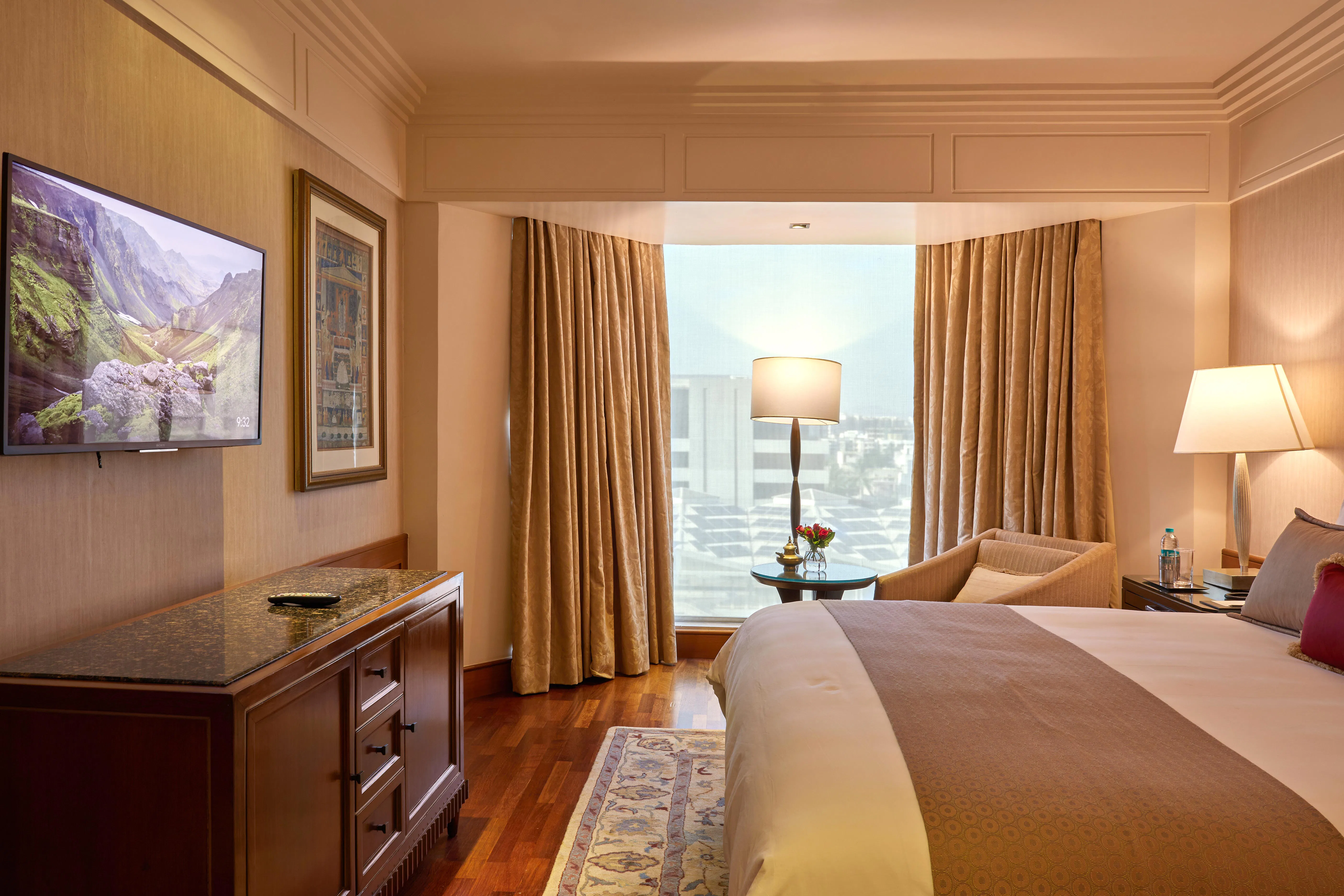 the-leela-mumbai-junior-presidential-suite-01_2047