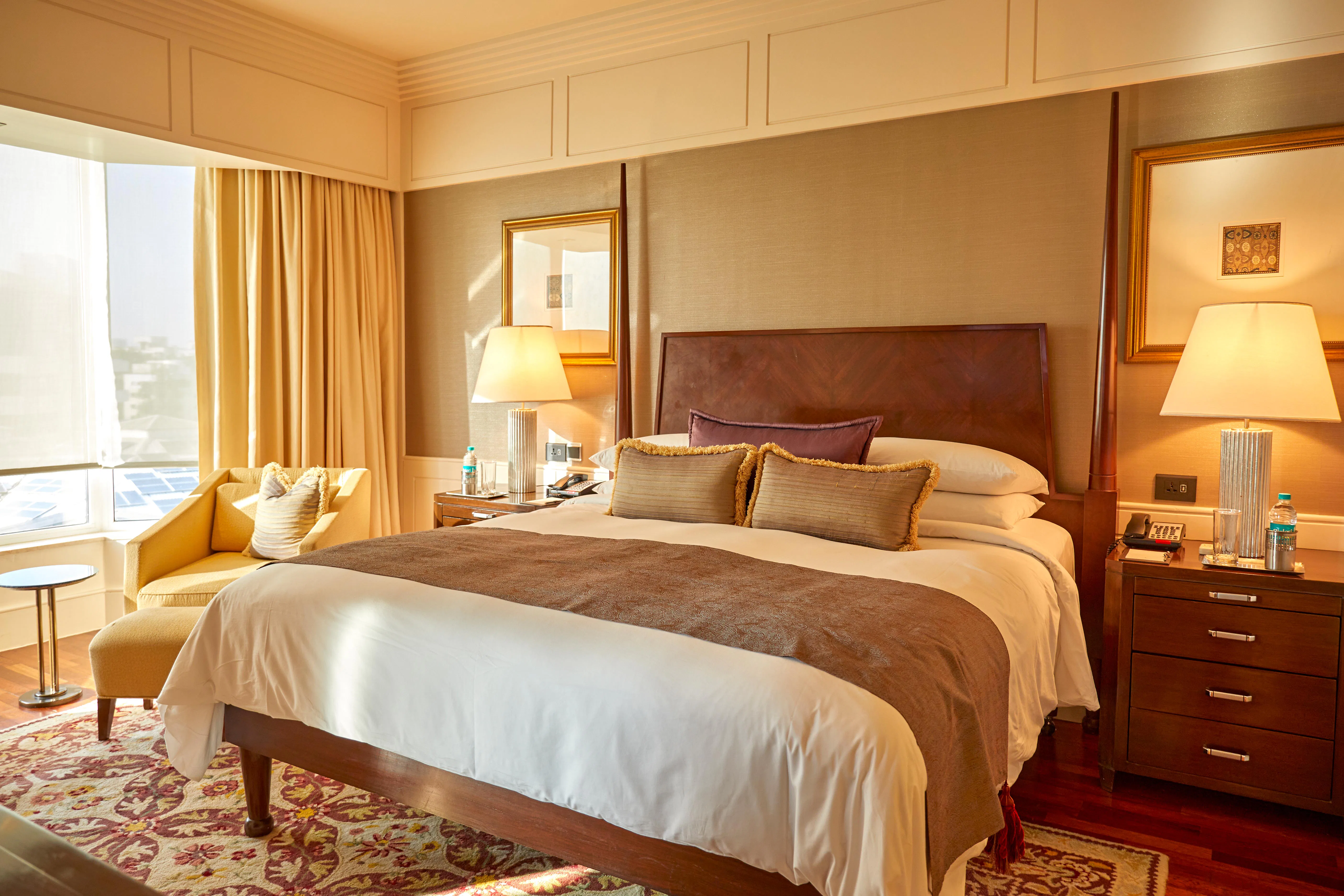 the-leela-mumbai-royal-club-parlour-suite-01_2047