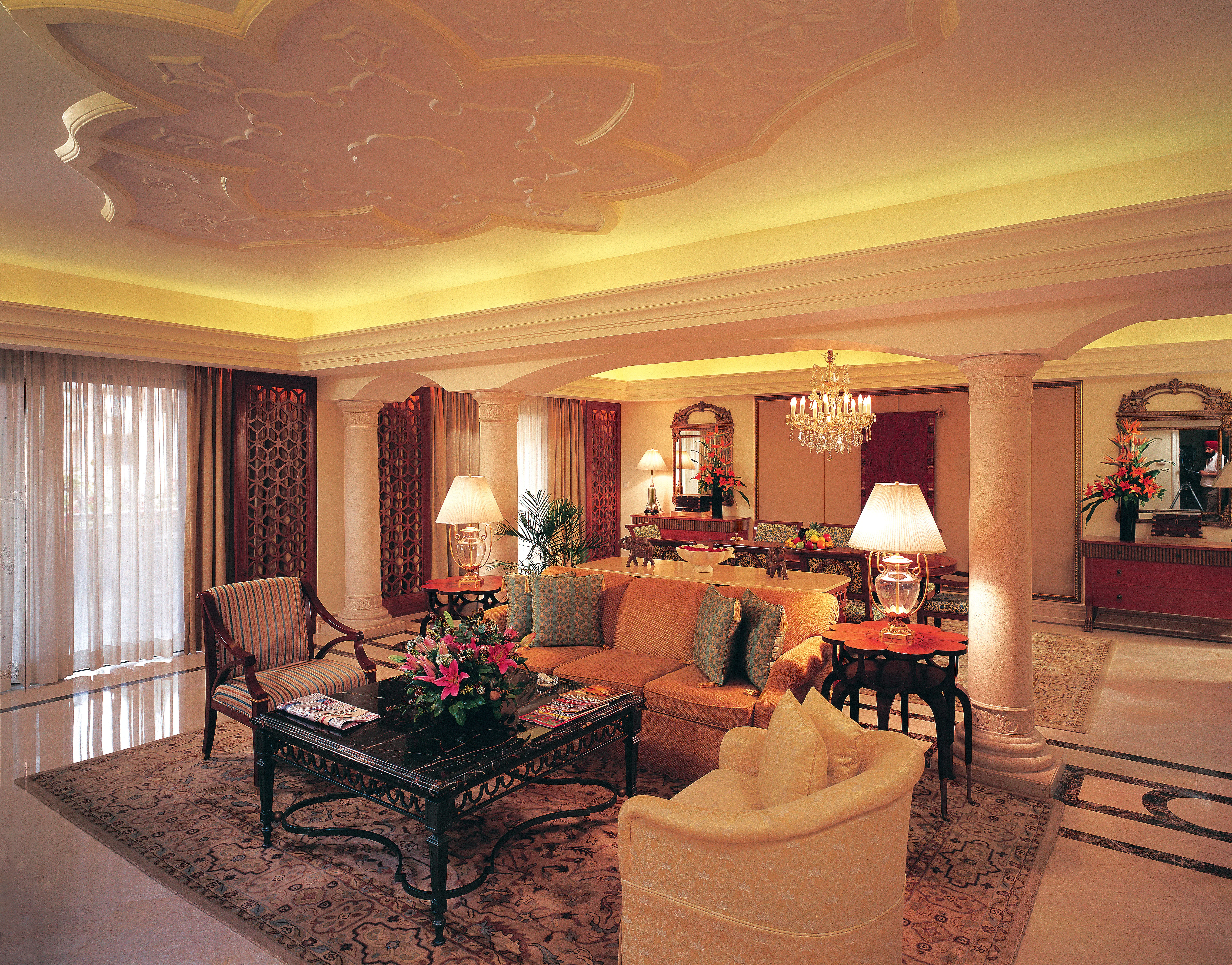 the-leela-palace-bengaluru-royal-suite-01_2279