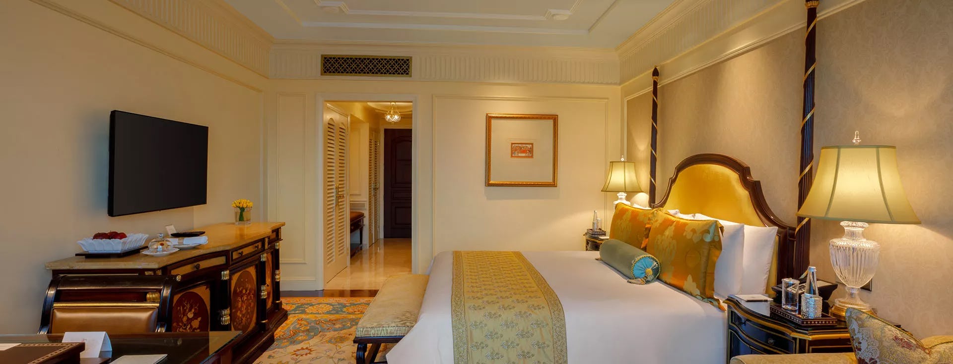 the-leela-palace-new-delhi-premiere-room_3125