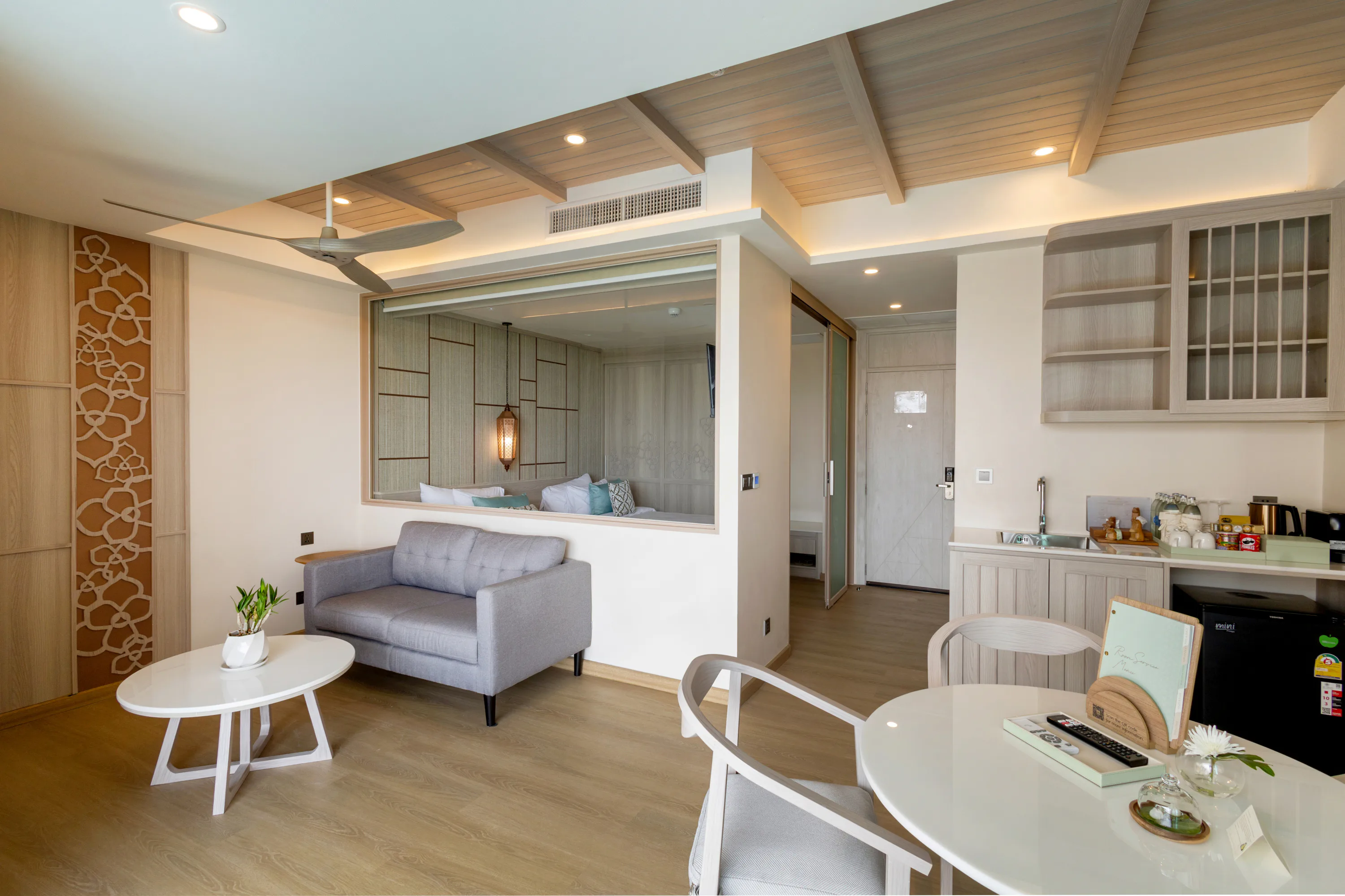 the-little-shore-khao-lak-by-katathani-seaside-two-bedroom-pool-suite-03_13829