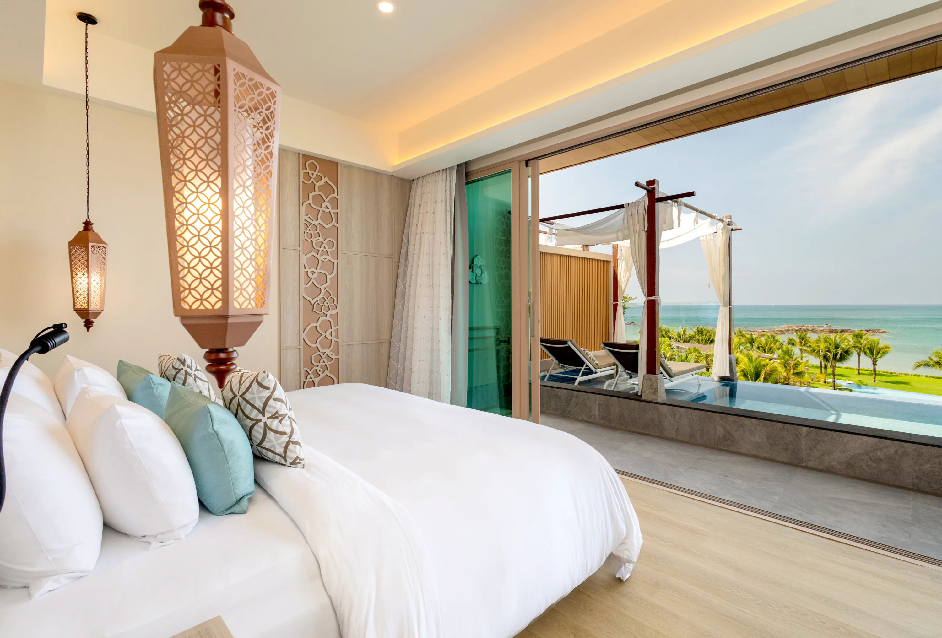 the-little-shore-khao-lak-by-katathani-seaview-pool-suite_13829
