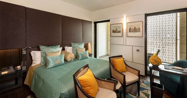 the-lodhi-hotel-delhi-lodhi-suite-01_1556