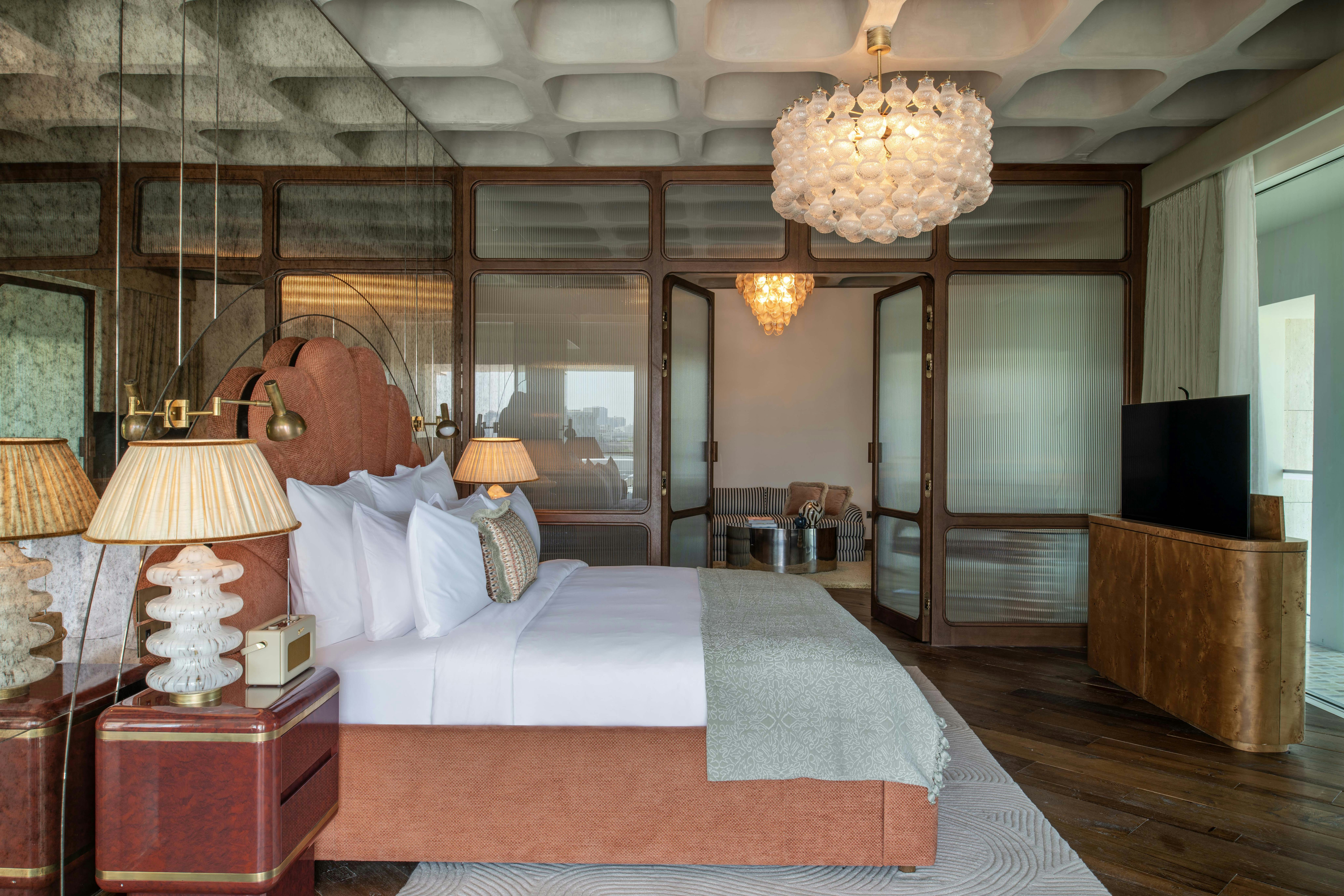 the-ned-doha-qatar-palace-view-suite-02_13507