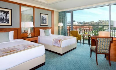 Club lounge access, Deluxe Guest room, 2 Doubles, Museum view, City view, High floor