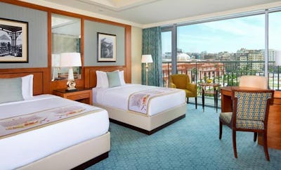 Deluxe Guest room, 2 Doubles, Museum view, City view