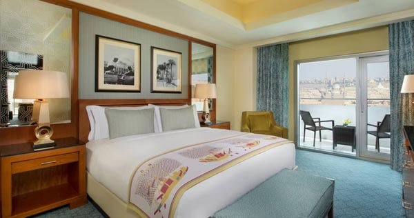 Ritz-Carlton Suite, 1 Bedroom Suite, 1 King, Nile view, Balcony