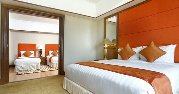 the-pacific-sutera-hotel-family-room-02_5013