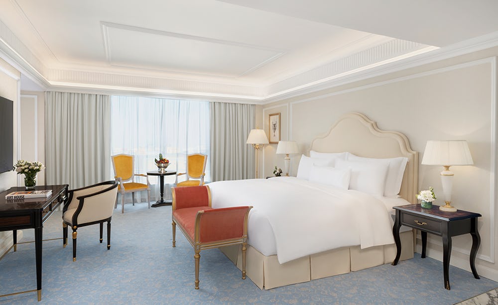 the-plaza-doha-lxr-hotels-and-resorts-king-one-bedroom-residence-suite_13611