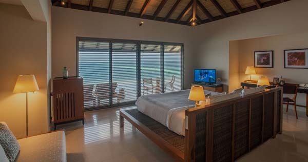 the-residence-maldives-at-dhigurah-lagoon-pool-villa-one-bedroom-01_10752