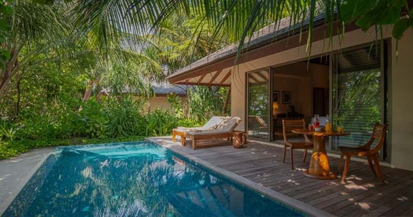 the-residence-maldives-at-dhigurah-sunrise-sunset-beach-pool-villa-one-bedroom-01_10752