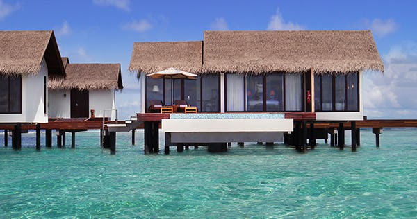 the-residence-maldives-falhumaafushi-water-pool-villa-01_5252