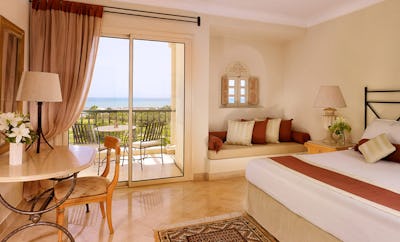 Deluxe Sea View Room