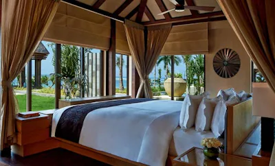 The Ritz-Carlton Oceanfront