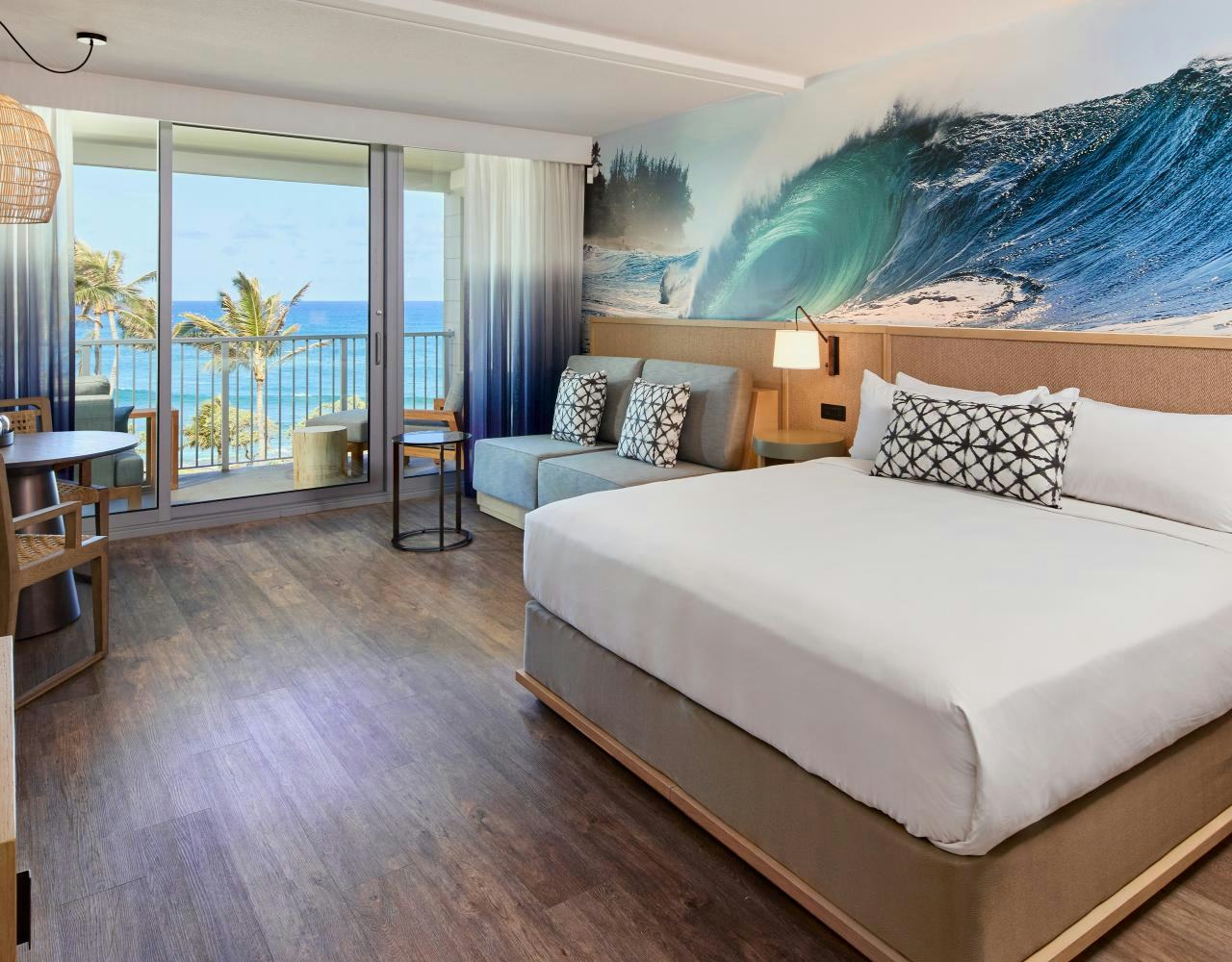 the-ritz-carlton-oahu-turtle-bay-guest-rooms_4768