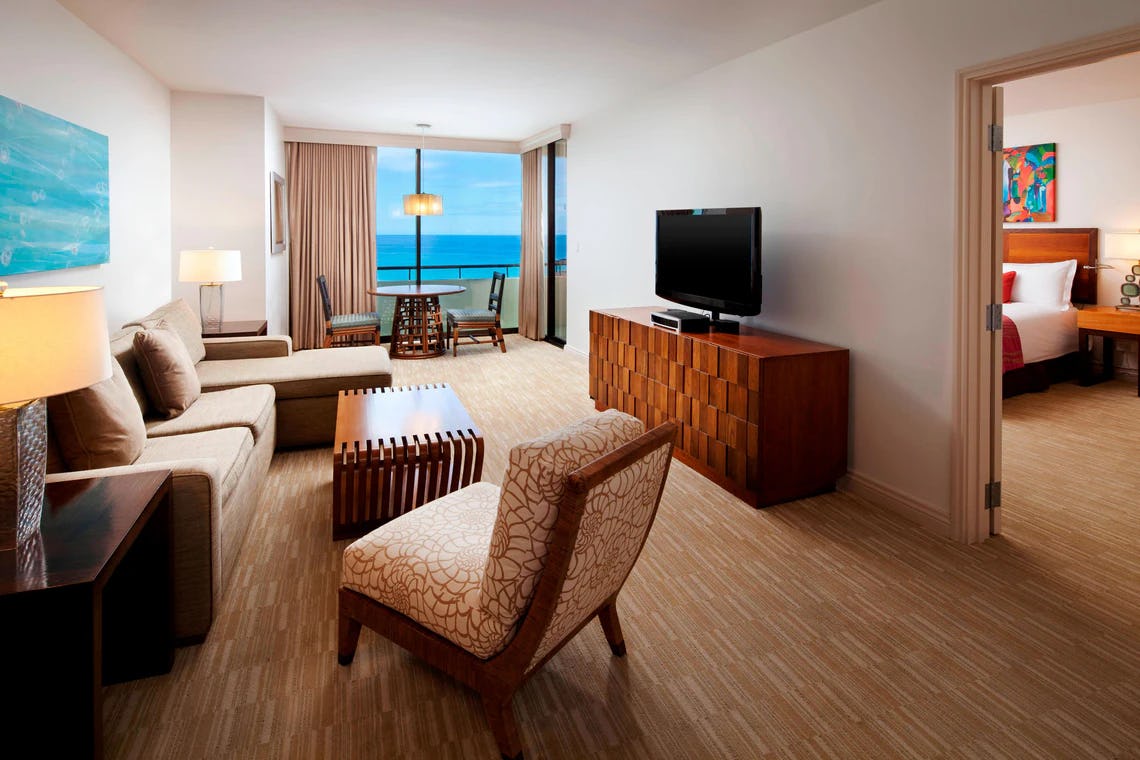 Mailani Tower Ocean Suite