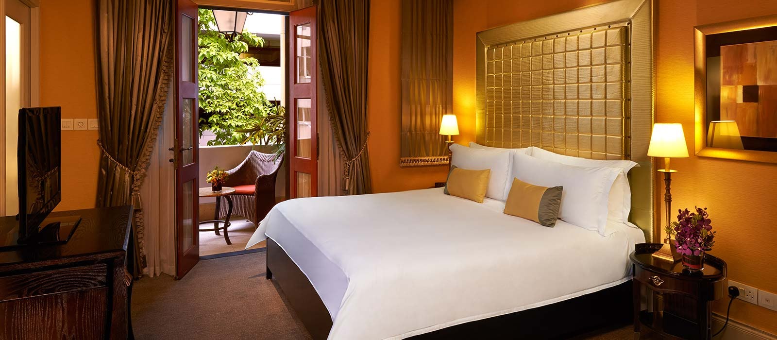 the-scarlet-singapore-executive-with-balcony-01_401