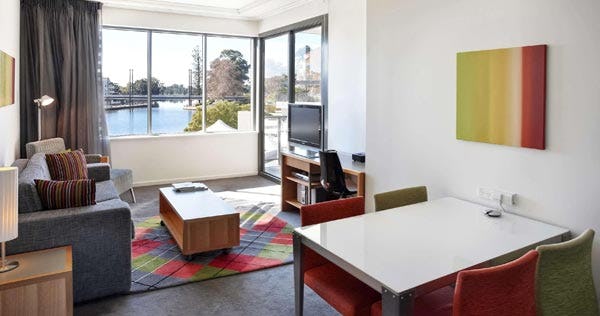the-sebel-residence-east-perth-one-bedroom-apartment-03_1198