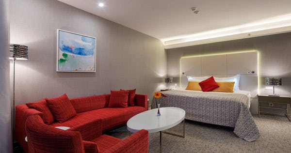 the-sense-de-luxe-hotel-junior-suite-04_11212
