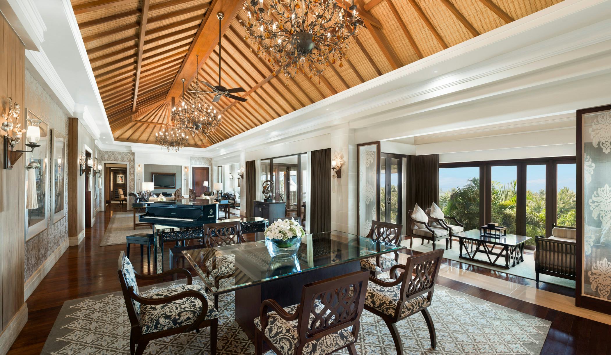 the-st-regis-bali-resort-grand-astor-suite-02_386