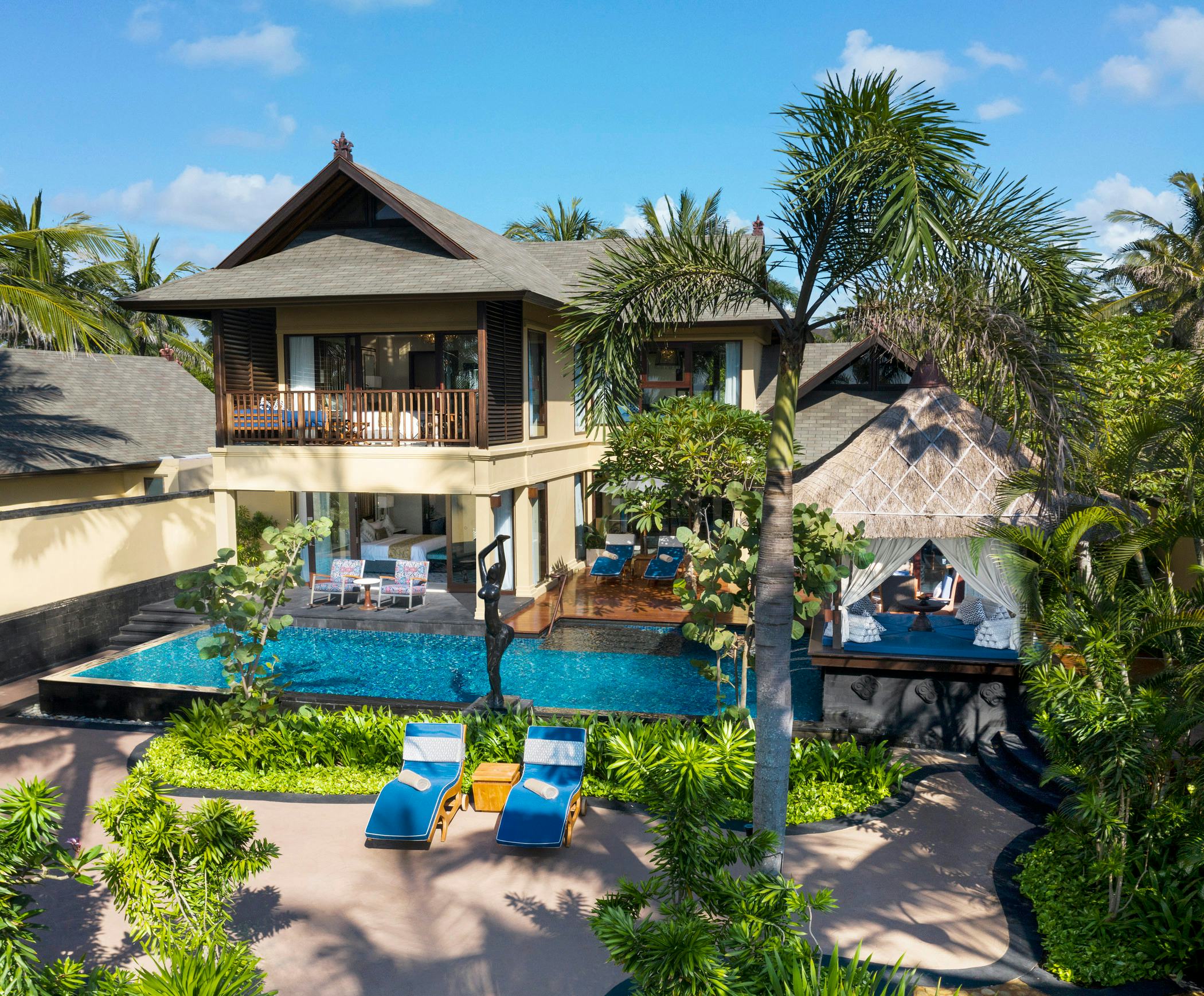 the-st-regis-bali-resort-the-strand-residence-three-bedroom-01_386