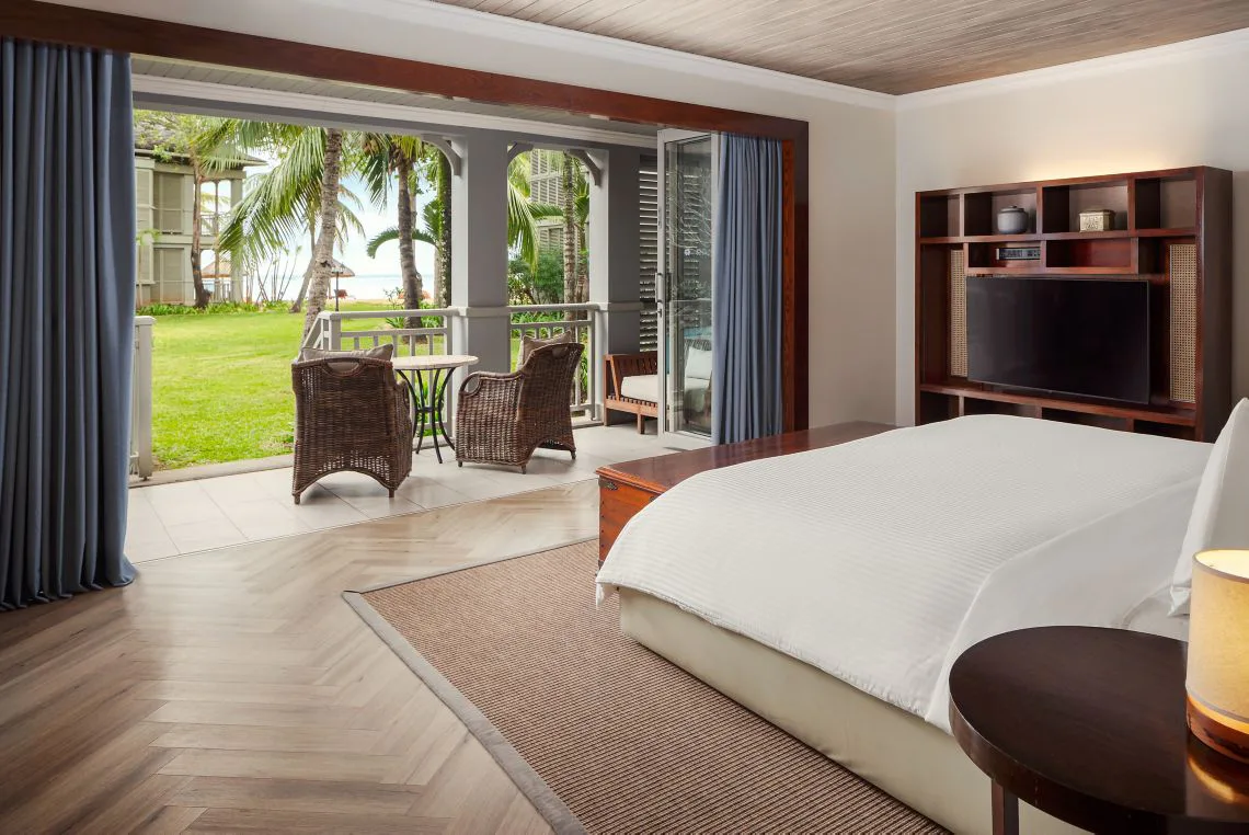 the-st-regis-le-morne-resort-mauritius-ocean-junior-suite-king_5240