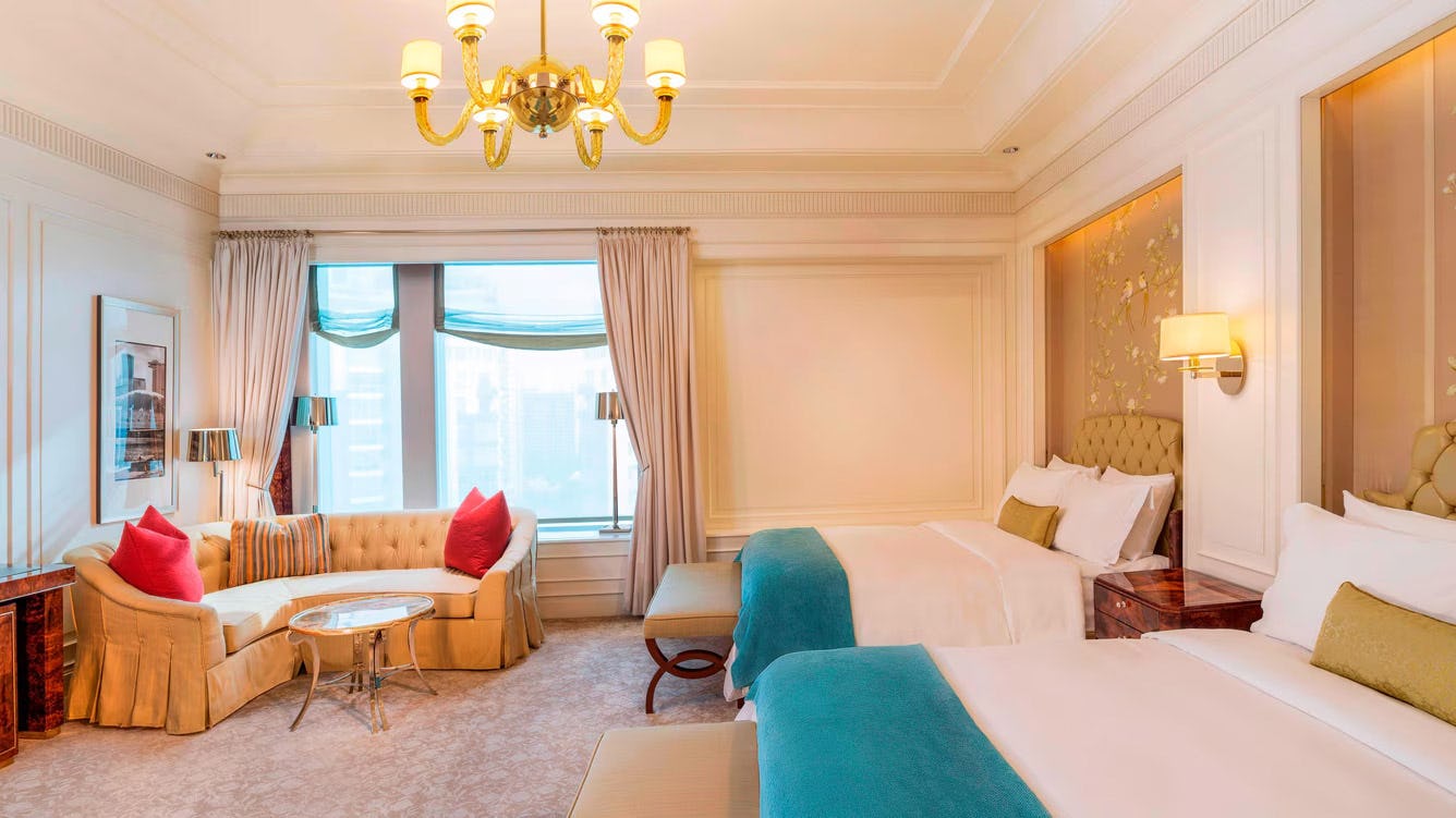 the-st-regis-singapore-larger-guest-room_358