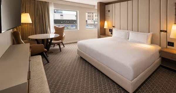 the-statler-dallas-curio-collection-by-hilton-usa-1-king-bed-deluxe-room_12042