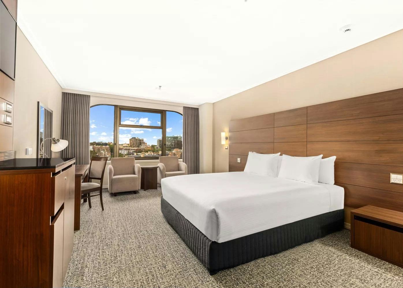 the-sydney-boulevard-hotel-australia-deluxe-city-view-room-01_1078