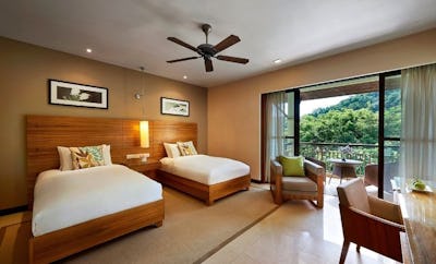 Two-Bedroom Hillview Deluxe