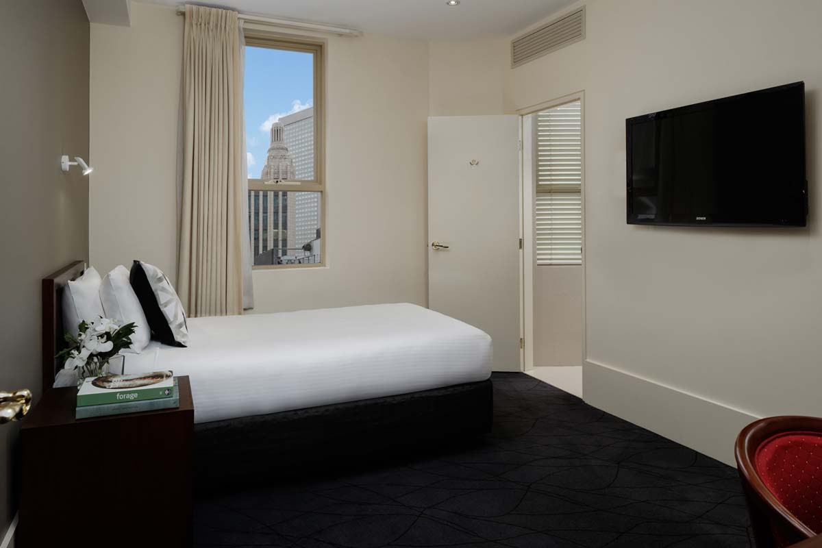 Heritage King Single Room