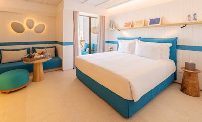 THE VIEW DELUXE TWIN OR KING