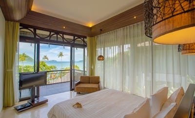 Deluxe Seaview Villas