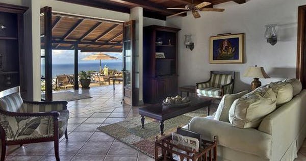 Three Bedroom Luxury Ocean View Villa