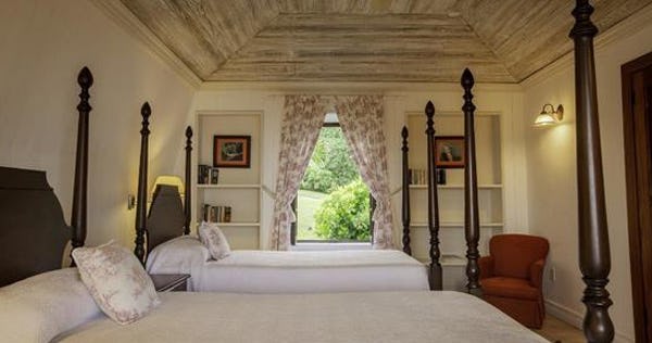 Three Bedroom Luxury Ocean View Villa