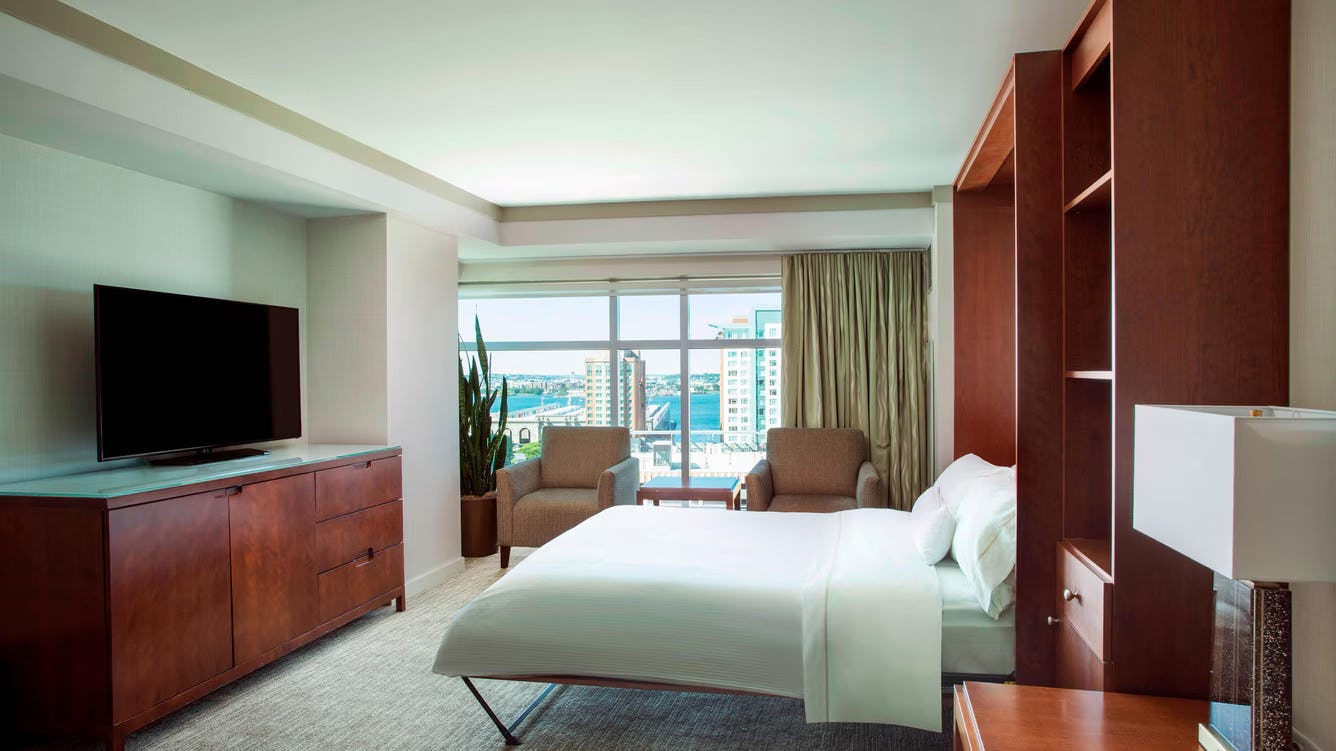 Parlor Room w Murphy bed