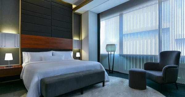 the-westin-doha-hote-and-spa-1-bedroom-suite-01_8368