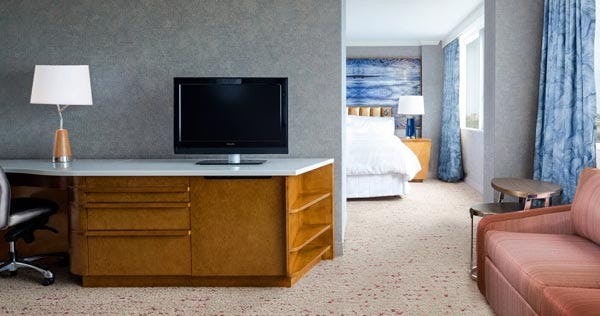 the-westin-fort-lauderdale-executive-suite-01_6677