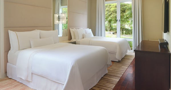 2 Bedroom Villa Bedroom 1: 1 King, Bedroom 2: 2 Twin, Garden view, Private pool