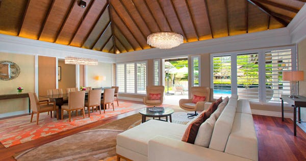 2 Bedroom Villa Bedroom 1: 1 King, Bedroom 2: 2 Twin, Private pool