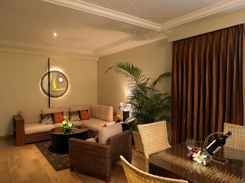 the-zuri-white-sands-goa-resort-and-casino-executive-suite-01_1324