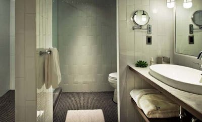 Deluxe Lakeview Double Room