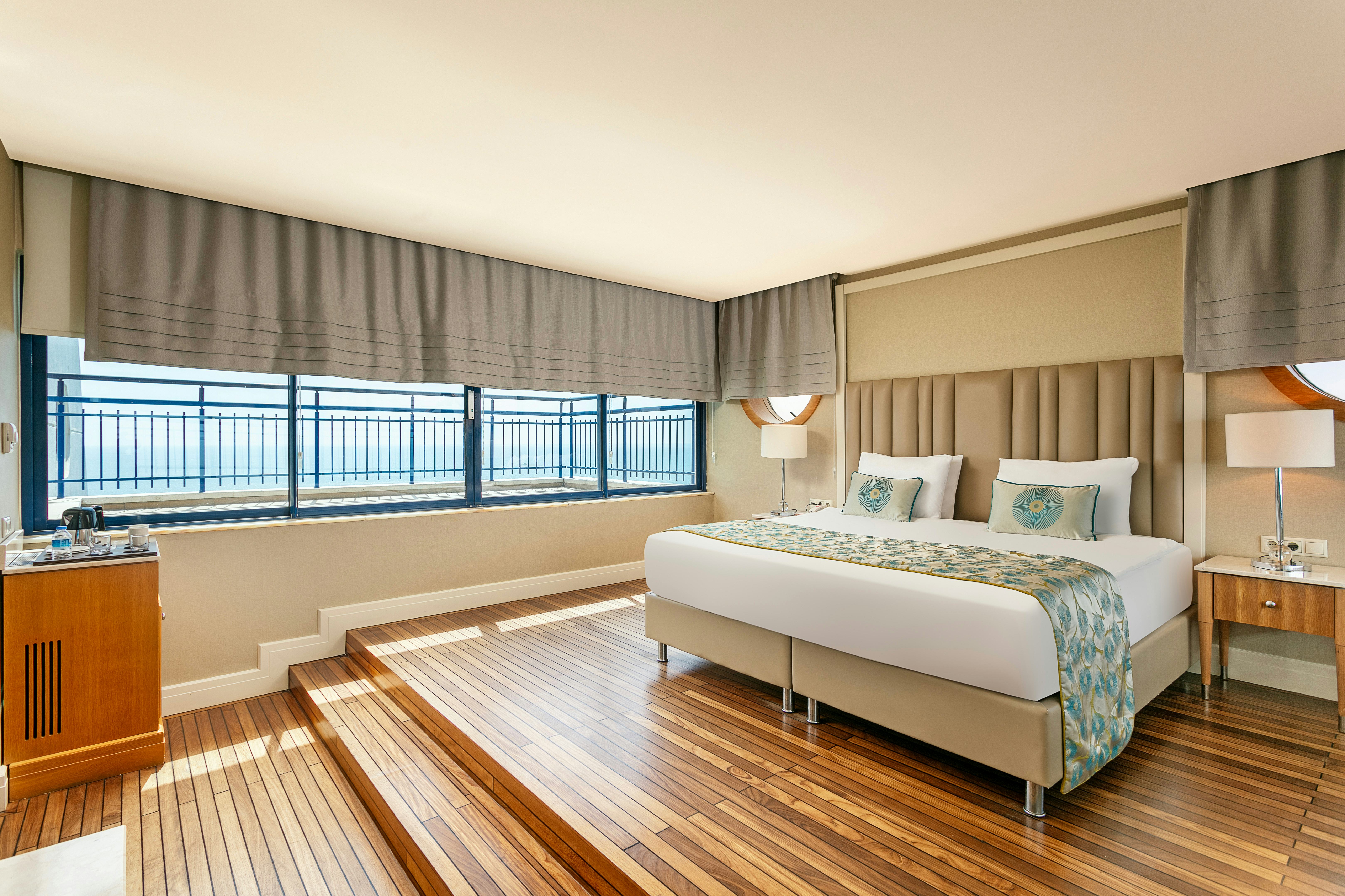 titanic-deluxe-lara-antalya-admiral-suite-01_11213